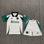 Kids wear 24-25 Newcastle away customize name and number