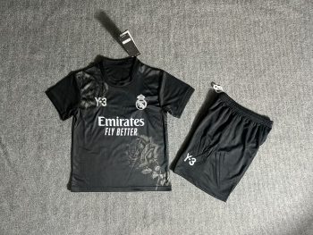 Kids wear 24-25 Real Madrid Y3 black customize name and number