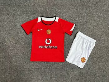 Retro children's wear Manchester United 04-06 home customize name and number