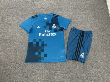 Retro children's wear Real Madrid 17-18 away customize name and number