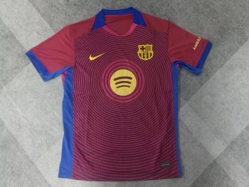 Barcelona 25-26 Special Edition, Red