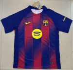 Barcelona 25-26 home court