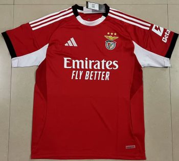 Benfica 25-26 home court