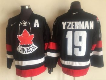 Vintage Team Canada #19 Steve Yzerman Stitched Black & Red Hockey Jersey Throwback Edition